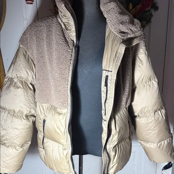 Massimo Dutti Feather down filled puffer jacket brown and tan Med. Like New. - Picture 8 of 16